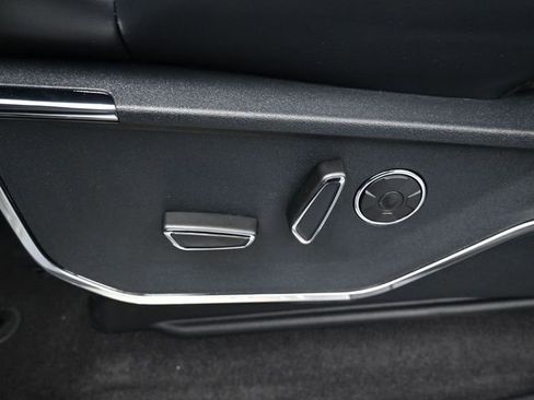 New 2025 Ford F150 Platinum w/ Equipment Group 702A High image 16