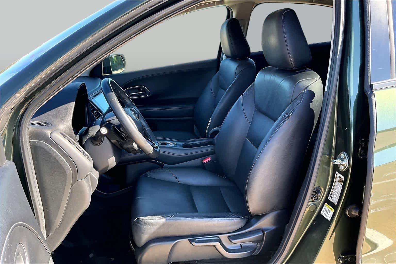Used 2016 Honda HR-V EX-L image 8
