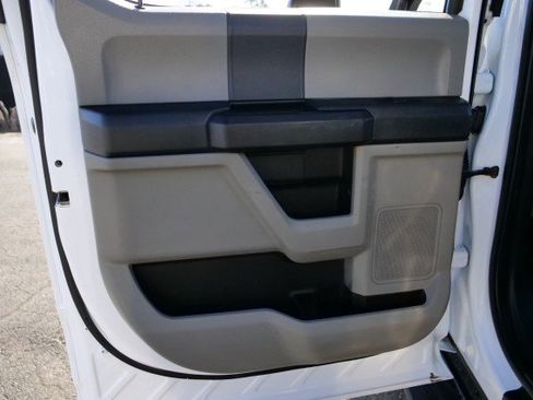 Used 2022 Ford F250 XL w/ Power Equipment Group image 20