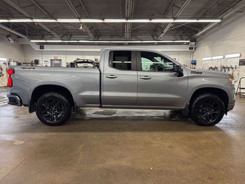 Used 2024 Chevrolet Silverado 1500 RST w/ Dark Appearance Package image 7