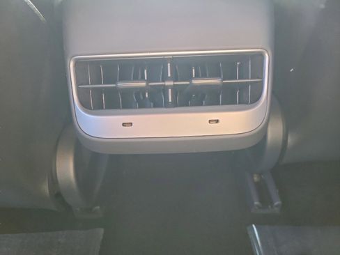 Used 2021 Tesla Model 3 Long Range image 12