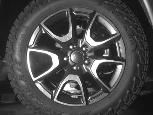 Used 2025 Jeep Compass Trailhawk AWD/4WD image 15