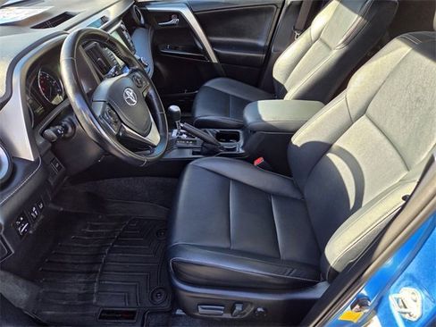 Used 2017 Toyota RAV4 Limited image 10