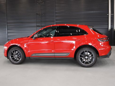 Used 2024 Porsche Macan Turbo w/ Premium Plus Package image 2
