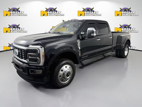 Used 2023 Ford F450 Platinum w/ FX4 Off-Road Package AWD/4WD image 1