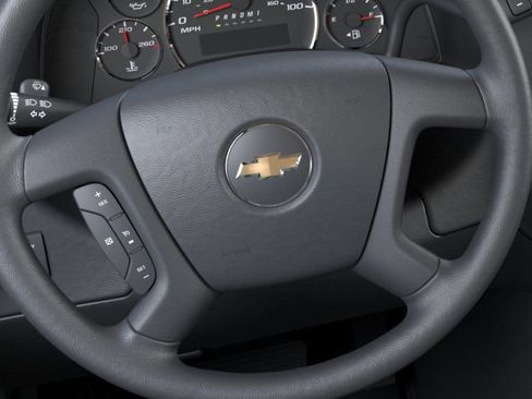 New 2024 Chevrolet Express 3500 LS w/ Chrome Appearance Package image 19