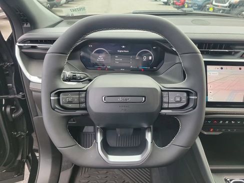 New 2026 Jeep Cherokee Overland w/ Advanced Pro Tech Group image 23