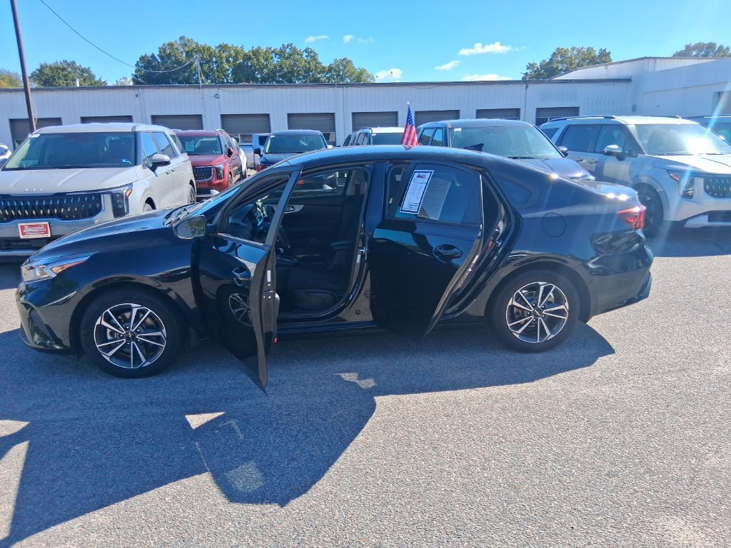 Used 2023 Kia Forte LXS FWD image 18