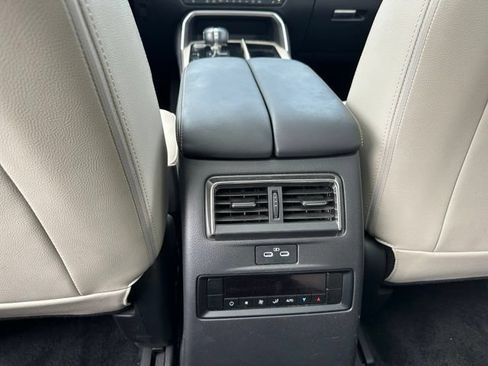Used 2024 MAZDA CX-90 Plug-In Hybrid w/ Premium Pkg AWD/4WD image 19