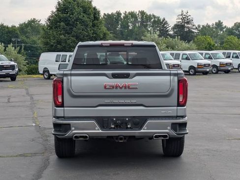 Used 2024 GMC Sierra 1500 SLT w/ SLT Premium Plus Package AWD/4WD image 4