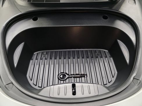 Used 2021 Tesla Model 3 Standard Range Plus image 39