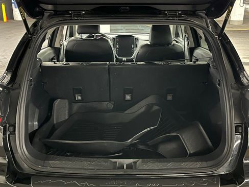 Used 2024 Subaru Crosstrek 2.5i Limited w/ Crosstrek Mirror Package image 35