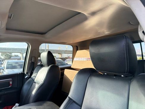 Used 2018 RAM 2500 Laramie w/ Sport Appearance Group AWD/4WD image 10