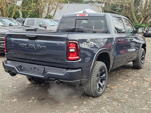 New 2026 RAM 1500 4x4 Crew Cab image 7