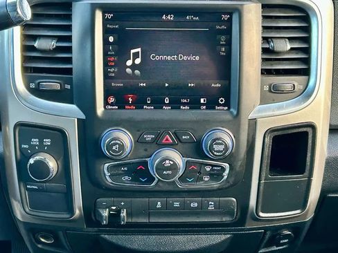 Used 2018 RAM 2500 SLT image 21