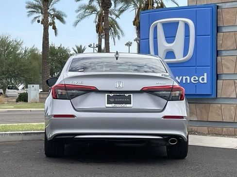 Used 2023 Honda Civic Sport image 7