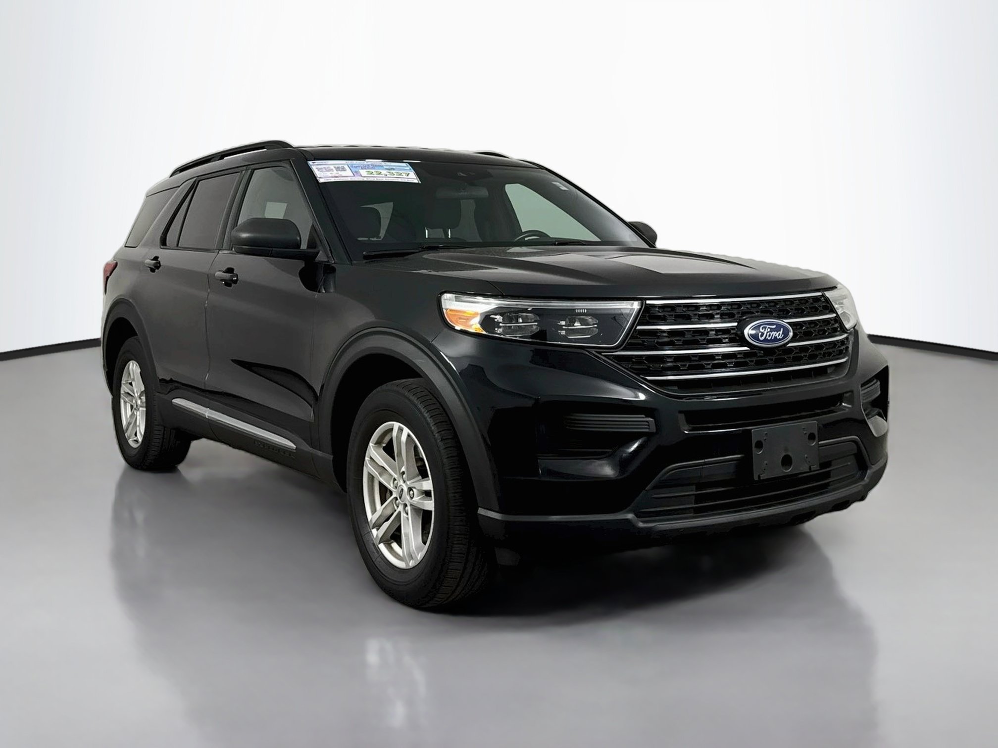 Used 2020 Ford Explorer XLT AWD/4WD image 1