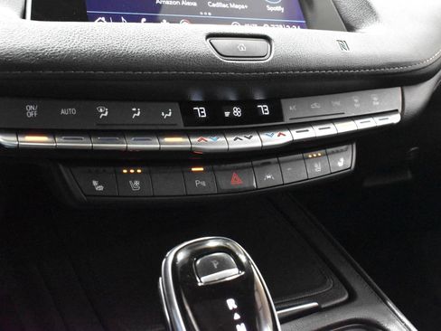 Used 2020 Cadillac XT4 Premium Luxury FWD image 21