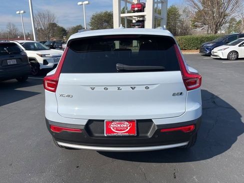 Used 2024 Volvo XC40 B5 Plus w/ Protection Package Premier image 6