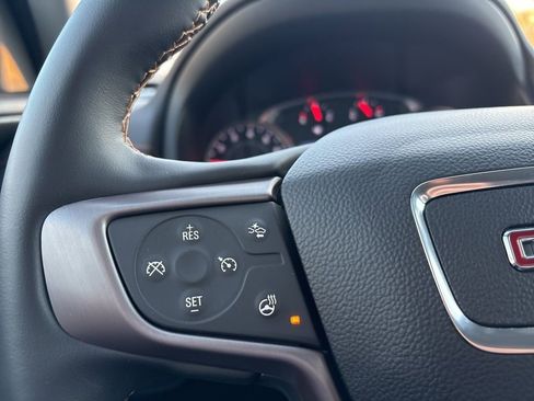 Certified 2024 GMC Terrain AT4 image 20