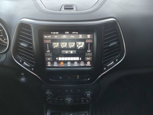 Used 2021 Jeep Cherokee Latitude Lux 80th Anniv w/ Quick Order Package 26U 80TH image 4