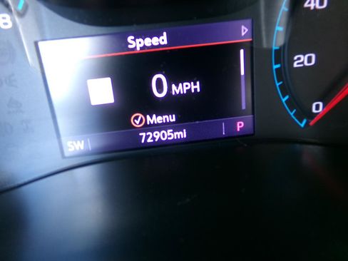 Used 2020 Chevrolet Colorado Z71 AWD/4WD image 18