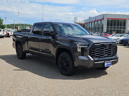 New 2026 Toyota Tundra Limited AWD/4WD image 2
