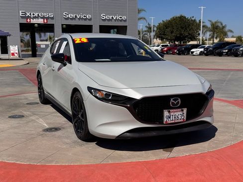 Used 2024 MAZDA MAZDA3 s FWD image 2