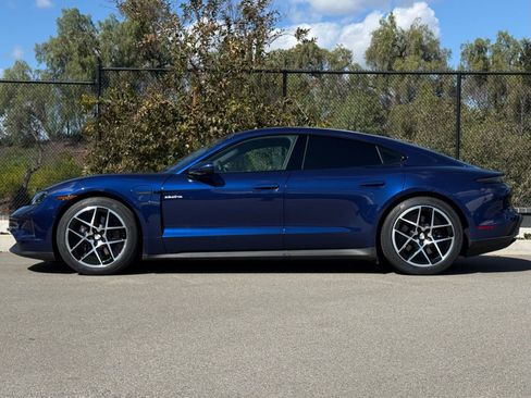 Certified 2025 Porsche Taycan image 2