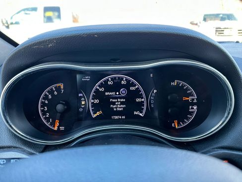 Used 2015 Jeep Grand Cherokee Altitude image 16