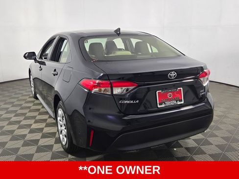 Used 2026 Toyota Corolla LE FWD image 6
