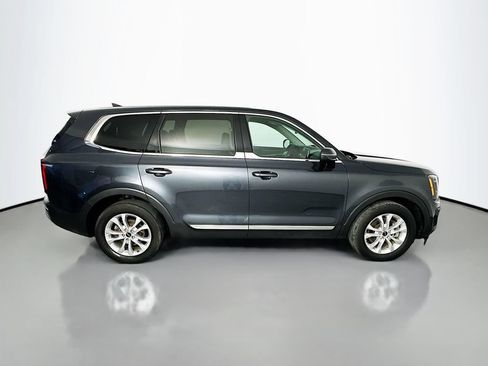 Used 2022 Kia Telluride LX AWD/4WD image 8