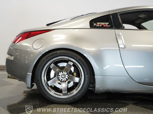 Used 2005 Nissan 350Z Coupe w/ (N93) Cargo Convenience Pkg image 30