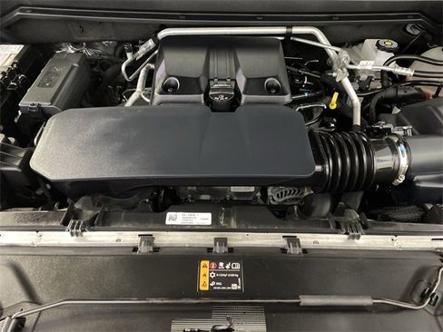 Used 2023 Chevrolet Colorado Z71 w/ Z71 Convenience Package 2 image 35