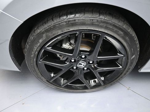 Used 2024 Honda Civic Sport image 12