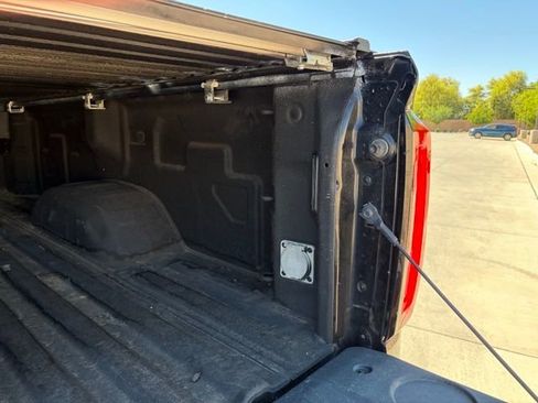 Used 2021 GMC Sierra 3500 Denali w/ Denali Black Diamond Edition image 10