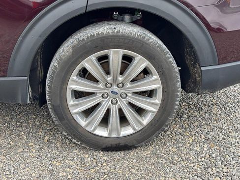 Used 2022 Ford Explorer Limited w/ Hybrid Equipment Group 310A image 11