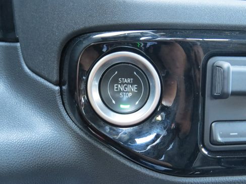 Certified 2024 Chevrolet Silverado 1500 ZR2 w/ ZR2 Bison Edition image 30