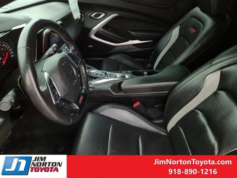Used 2019 Chevrolet Camaro SS RWD image 16