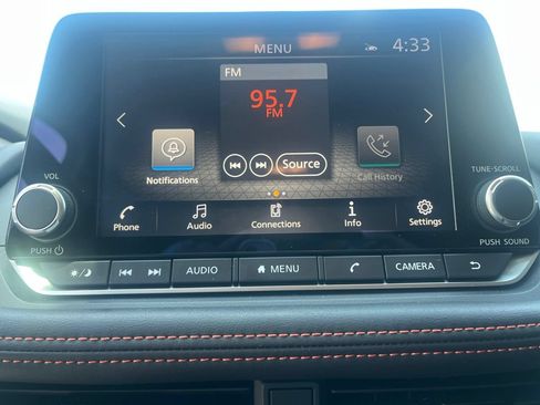 Used 2026 Nissan Rogue SV AWD/4WD image 19