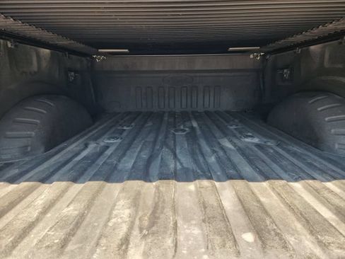 Used 2020 Ford F250 Lariat w/ Lariat Ultimate Package AWD/4WD image 31