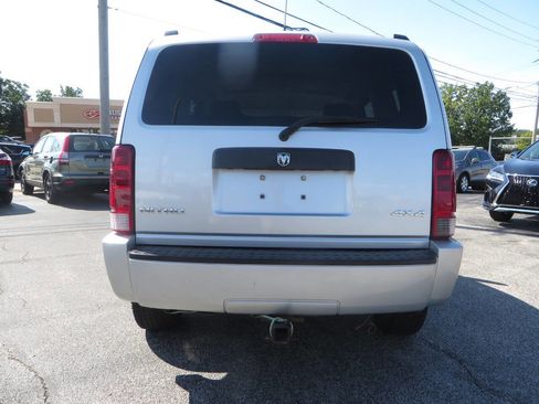 Used 2008 Dodge Nitro SXT image 7