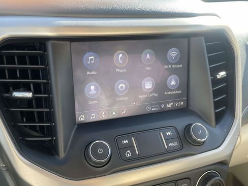 Used 2021 GMC Acadia Denali w/ Denali Technology Package FWD image 8