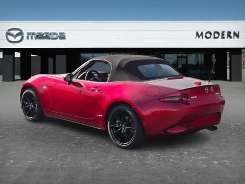 New 2026 MAZDA MX-5 Miata Club w/ Interior Package RWD image 3