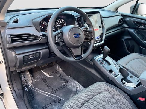 Used 2024 Subaru Crosstrek 2.0i Premium image 9