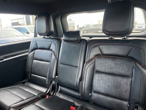 Used 2025 Lincoln Navigator L Black Label image 23