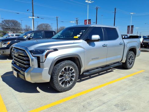 Used 2022 Toyota Tundra Limited image 1