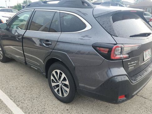 Used 2025 Subaru Outback Premium AWD/4WD image 6