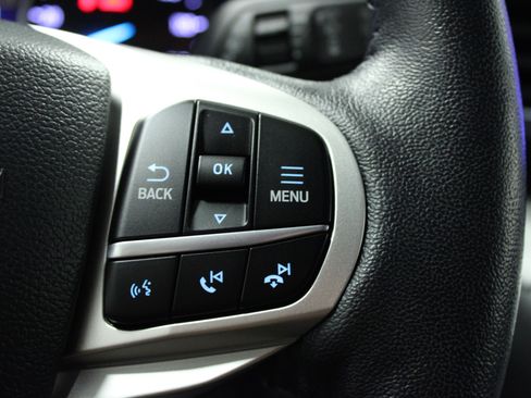 Used 2023 Ford Explorer XLT w/ Equipment Group 202A image 22