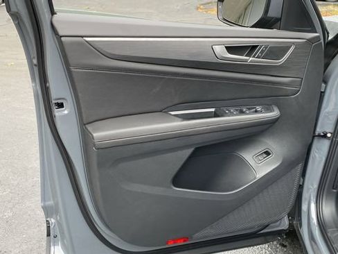 New 2026 Volkswagen Atlas Cross Sport SE AWD/4WD image 19